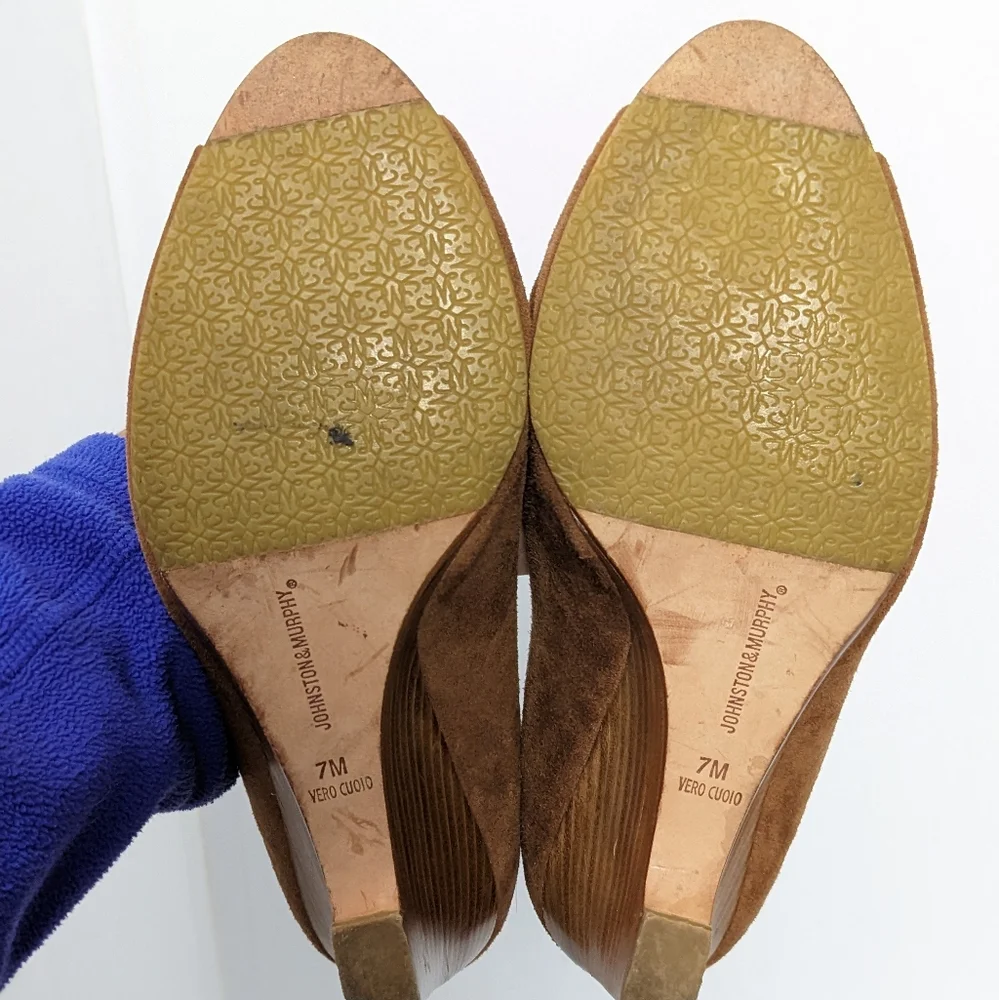 Johnston & Murphy suede wedges - Picture 13 of 16